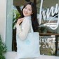 Sức hút từ sự mộc mạc của những chiếc túi tote hiện đại