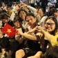 Người trẻ về TP.HCM từ khuya để xem tổng duyệt diễu binh, diễu hành