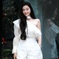 Áo lệch vai, chiếc áo không thể thiếu cho hè này