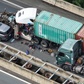 Tai nạn liên hoàn xe container trên cao tốc, giao thông TP.HCM  ùn ứ kéo dài