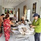 Những hộp cơm nghĩa tình