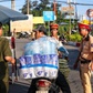 Đi chiêm bái xá lợi Phật, nhiều người bị CSGT TP.HCM phạt vì 'quên' đội mũ bảo hiểm