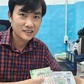 Nam thanh niên trúng 14 tờ vé số độc đắc, đại lý đến tận nhà đổi thưởng trong đêm