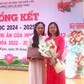 Nữ sinh dành hai điểm 10 tặng bố mẹ làm nông