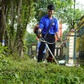 Lao công, thợ cắt cỏ... áo xanh trong những ngày đầu sáp nhập