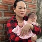 Người mẹ nghèo nuôi con bệnh nặng