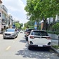 Đậu xe tràn lan dưới biển cấm