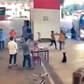 TP.HCM: Mâu thuẫn vì tranh giành khách, nhân viên nhà xe đánh nhau