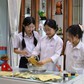 Nhóm nữ sinh THPT biến rơm rạ thành giấy sinh học