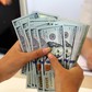 Giá USD hôm nay 19.8.2025: Ngân hàng lập kỷ lục mới
