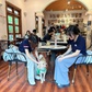 Quán cà phê lúc nào cũng đông kín khách nhờ những 'nhân viên' đặc biệt này...