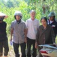 Bức xúc vì bị chặn đường ra nghĩa trang