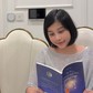 Uyên Hồ gửi quà tri ân và mời độc giả cùng lan tỏa ánh sáng qua video
