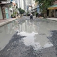 Thi công quá lâu, người dân đi lại khó khăn