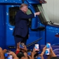 Ông Trump dọa cấm xuất khẩu dầu diesel, thế giới báo động