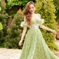 Từ trẻ trung đến sang trọng cùng những sắc độ xanh