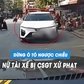 Nữ tài xế bị CSGT xử phạt vì dừng ô tô ngược chiều trên quốc lộ