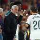 HLV Mourinho cảnh báo nóng sau trận Siêu kinh điển Real Madrid thắng Barcelona 2-1: ‘Chớ tự mãn’