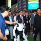 Từ nhập khẩu robot đến tham gia chuỗi giá trị công nghệ