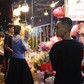 Valentine đặc biệt: 'Tặng em hoa cúc, vạn thọ' thay vì những bó hồng đỏ rực