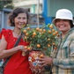 Bán ế 500 chậu hoa tết nhưng không đập bỏ, người phụ nữ mong 'ai cũng có tết'