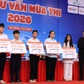 Tư vấn mùa thi: Nữ sinh nhận học bổng, nghẹn ngào vì có thể 'đỡ đần mẹ'