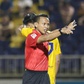 Lộ diện 2 trọng tài Malaysia thổi 2 trận cực nóng V-League, xuất hiện nhân tố ‘lạ’ 