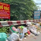 Đổ rác ngay biển cấm