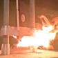 Nước có thể dập tắt đám cháy từ pin lithium?