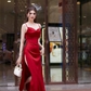 Mặc đầm hai dây dáng dài sao cho cuốn hút?