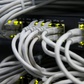 Có cần rút cáp Ethernet khỏi máy tính khi dùng Wi-Fi?