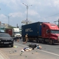 TP.HCM: 2 vợ chồng thương vong dưới bánh xe ben