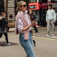 Phối đồ cực cuốn với quần jeans ống đứng