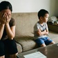 'Không học thì mẹ không thương con nữa', câu nói tưởng vô hại và những hệ lụy