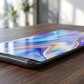 iPhone 20 có thể lỡ hẹn với màn hình cong bốn cạnh?