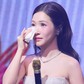 Hương Tràm hỗ trợ fan cầu hôn, hé lộ dự án mới sau khi về Việt Nam