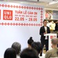 Phở, cà phê, bánh mì và nón lá Việt Nam được UNIQLO đưa lên trang phục