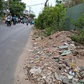 Bãi xà bần tràn lan trên vỉa hè