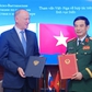 Bộ Quốc phòng ký kết hợp tác về biển với Nga