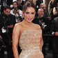 Dàn nghệ sĩ quốc tế lăng xê thời trang Việt trên thảm đỏ Cannes