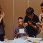 Con trai bí mật tổ chức sinh nhật cho cha, hàng ngàn người lạ gửi lời chúc