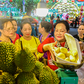 Lễ hội trái cây Nam bộ 2026 khai mạc: Suối Tiên nườm nượp khách; sầu riêng lên ngôi