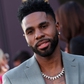 Jason Derulo hứng chỉ trích vì chi 1 triệu USD nuôi cá mập trong nhà