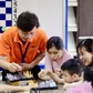 Hoạt động hè miễn phí ở TP.HCM: Trẻ hào hứng học cờ vua, phụ huynh mừng vì đỡ tốn tiền
