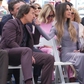 Khoảnh khắc Tom Cruise hôn tay vợ Beckham gây bàn tán