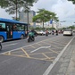 Cửa ngõ Nam Sài Gòn: Xe dừng mua hàng, làn rẽ phải bị 'bóp nghẹt'