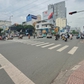 Vạch dừng đèn đỏ nằm trước tiểu đảo được đi hay phải dừng? CSGT giải thích