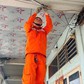 Những con người đã giữ cho thành phố này sáng mãi
