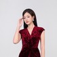 Không cần hở bạo, váy xẻ tà vẫn khiến nàng nổi bật