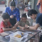 'Gia sư áo xanh': Đưa STEM và kỹ năng sống vào lớp học tình thương